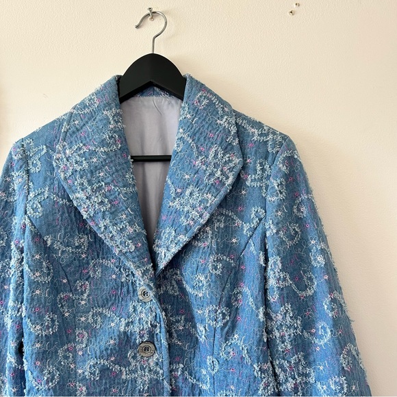 VINTAGE | Stitched Floral Button-Down Blazer - Picture 2 of 4